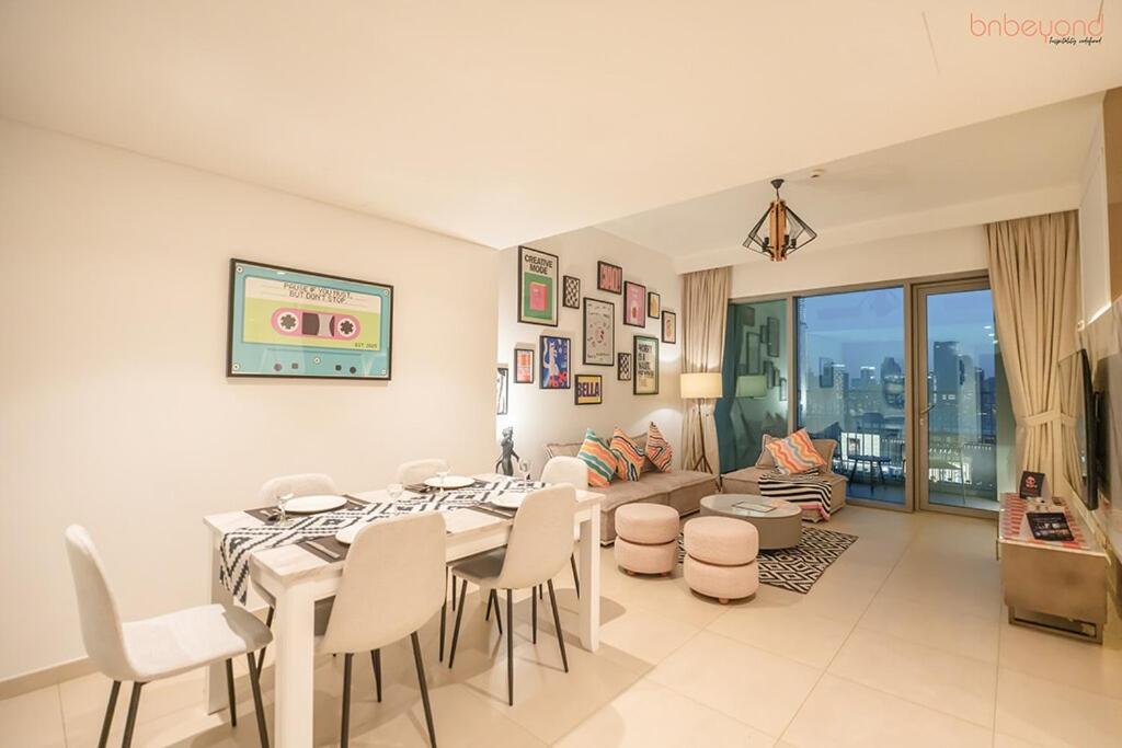 Bnbeyond's Artistic Luxe Retreat With Burj Views Apartment *