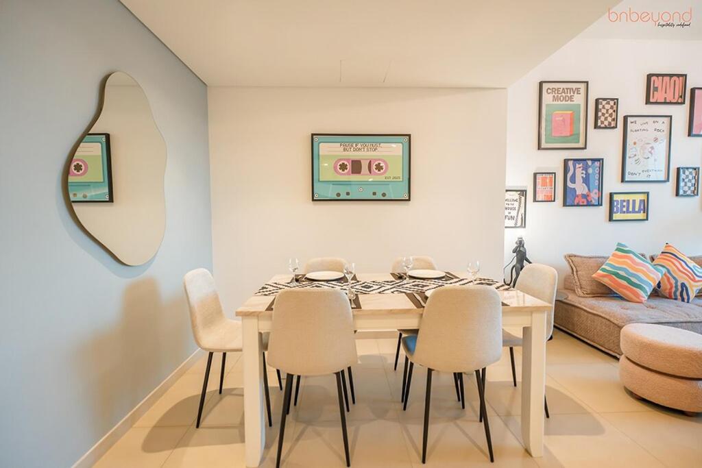 Bnbeyond's Artistic Luxe Retreat With Burj Views Apartment Dubai