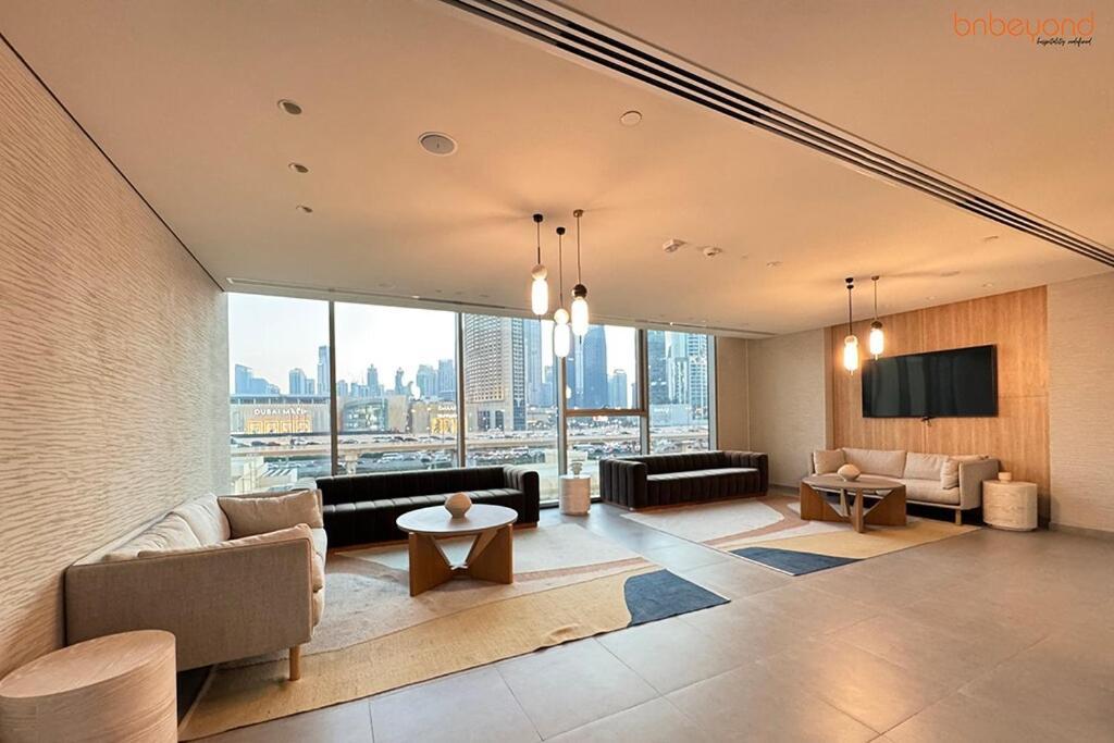 Bnbeyond's Artistic Luxe Retreat With Burj Views Apartment