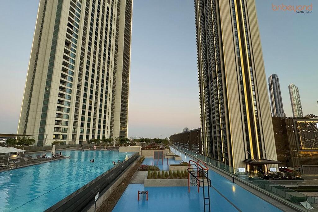 Bnbeyond's Artistic Luxe Retreat With Burj Views * Dubai