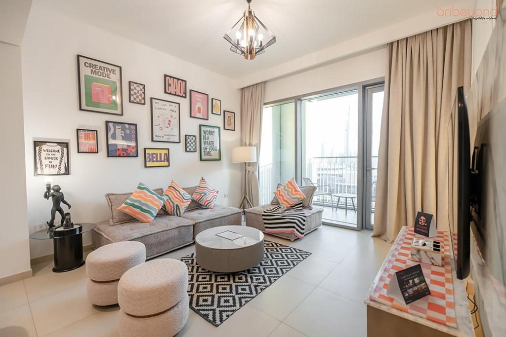 Bnbeyond's Artistic Luxe Retreat With Burj Views Apartment
