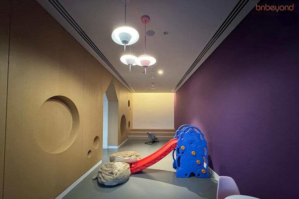 Bnbeyond's Artistic Luxe Retreat With Burj Views Apartment